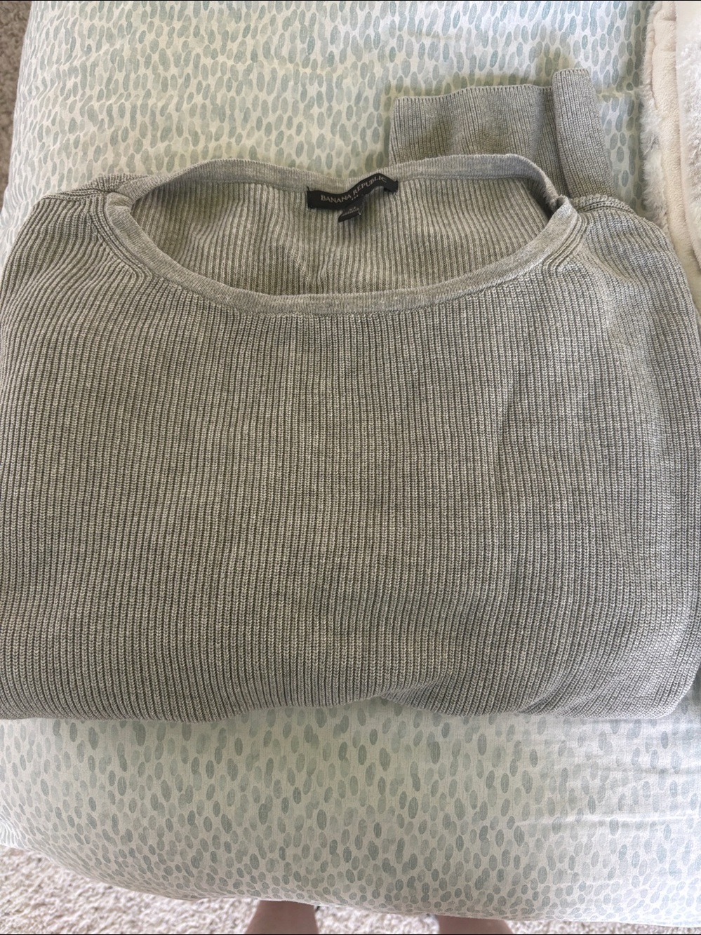 Banana Republic Pale Gray Women's Crewneck Sweater XL